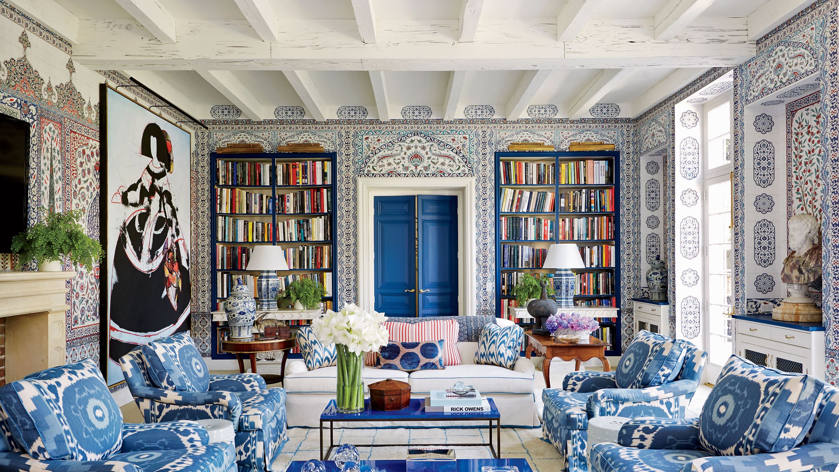 Luxury wallpaper installation - elegant interior design